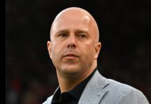 Chock! Liverpool vänder sig mot en värvning som är ”mer krävande än Isak-värvningen”