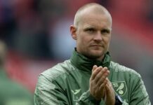 Norwich City sparkar tränaren efter att alla förhoppningar om en återkomst till Premier League den här säsongen har grusats