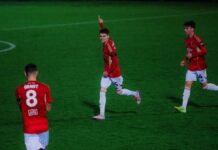 Sonen till en Premier League-legend gjorde två mål i sin allra första start för en EFL-klubb