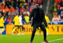 Överraskande namn ”på gränsen” till att bli utnämnd till Celtic manager