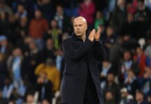 Som svar på Liverpools chans att vinna Premier League