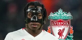 Den sensationella Salah-arvtagaren gör hattrick på 18 minuter med Liverpools delegation närvarande