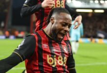 The Guardian rapporterar att Semenyo har valt mellan Manchester United, Liverpool och Manchester City