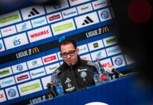 Nästa steg är Chelseas manager Liam Rosenior som vet att han troligen kommer att få sparken