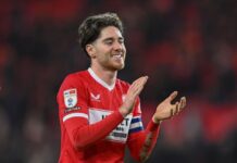 Leeds kastar sig in i kampen om en av Championships bästa mittfältare