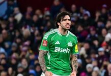 Manchester United måste fortsätta sin jakt på Casemiro-ersättare