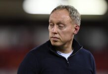 Chockstart för den tidigare Premier League-tränaren Steve Cooper i dansk fotboll