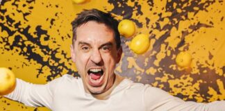 Gary Neville förutspår att den 50 miljoner pund stora stjärnan kommer att lämna Manchester United tillsammans med Casemiro sommaren