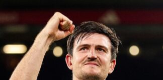 Paul Parker tycker att Michael Carrick behöver göra sig av med två Manchester United-stjärnor