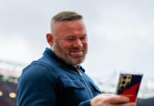 Wayne Rooney avslöjar vad ”alla” i Manchester United tycker om Michael Carrick