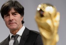 Joachim Löw, som ledde Tyskland till VM-triumf 2014, är i snabba förhandlingar