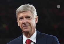 Precis när du tror att du lärt dig offside-reglerna kommer Arsène Wenger på nya