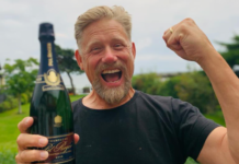 Den bästa Manchester United-målvakten genom tiderna, Schmeichel, vill ha den tidigare Arsenal-kaptenen till Old Trafford