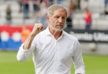 Stuart Baxter, som var en favorit på Lyn, har skrivit på för en klubb i kris