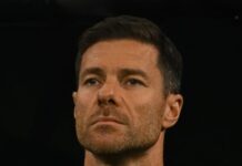 Chelsea vänder sig mot en anfallare i världsklass som den första Xabi Alonso-värvningen