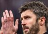 Carricks första värvning förbereder sig för Manchester United