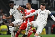 Federico Valverde på frisören visar ärret från en konflikt med Aurélien Tchouaméni
