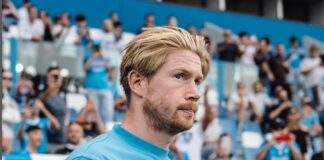 Kevin De Bruyne är på väg bort från ”Stadio Diego Armando Maradona” efter bara en säsong