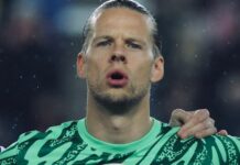 Ørjan Nyland får ytterligare ett telefonsamtal från Premier League-