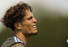 Alejandro Garnacho gjorde en subtil pik mot Chelsea efter sin debut för Aston Villa den