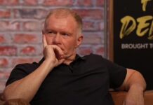 Manchester United-legenden Paul Scholes förlorar sin biljett och bötfälls