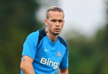 Leeds jagar Chelsea-stjärnan som äntligen kommer kunna spela igen