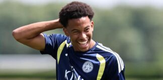 Manchester United fortsätter sin jakt på en av Englands största mittfältstalanger