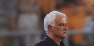 Jose Mourinho förlorar, slår sig på läppen – men gör sedan något mycket ovanligt