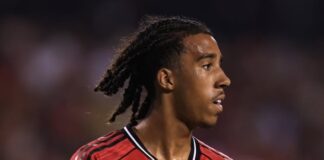 Giant beundrar Manchester Uniteds stjärna med 50 miljoner pund som Wilcox kan göra sig av med