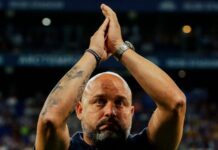 Knappt hann tacka supportrarna för uppslutningen innan han fick sparken i La Liga