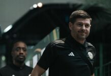 Steven Gerrard är ’mer än öppen’ för att återvända till tränaryrket